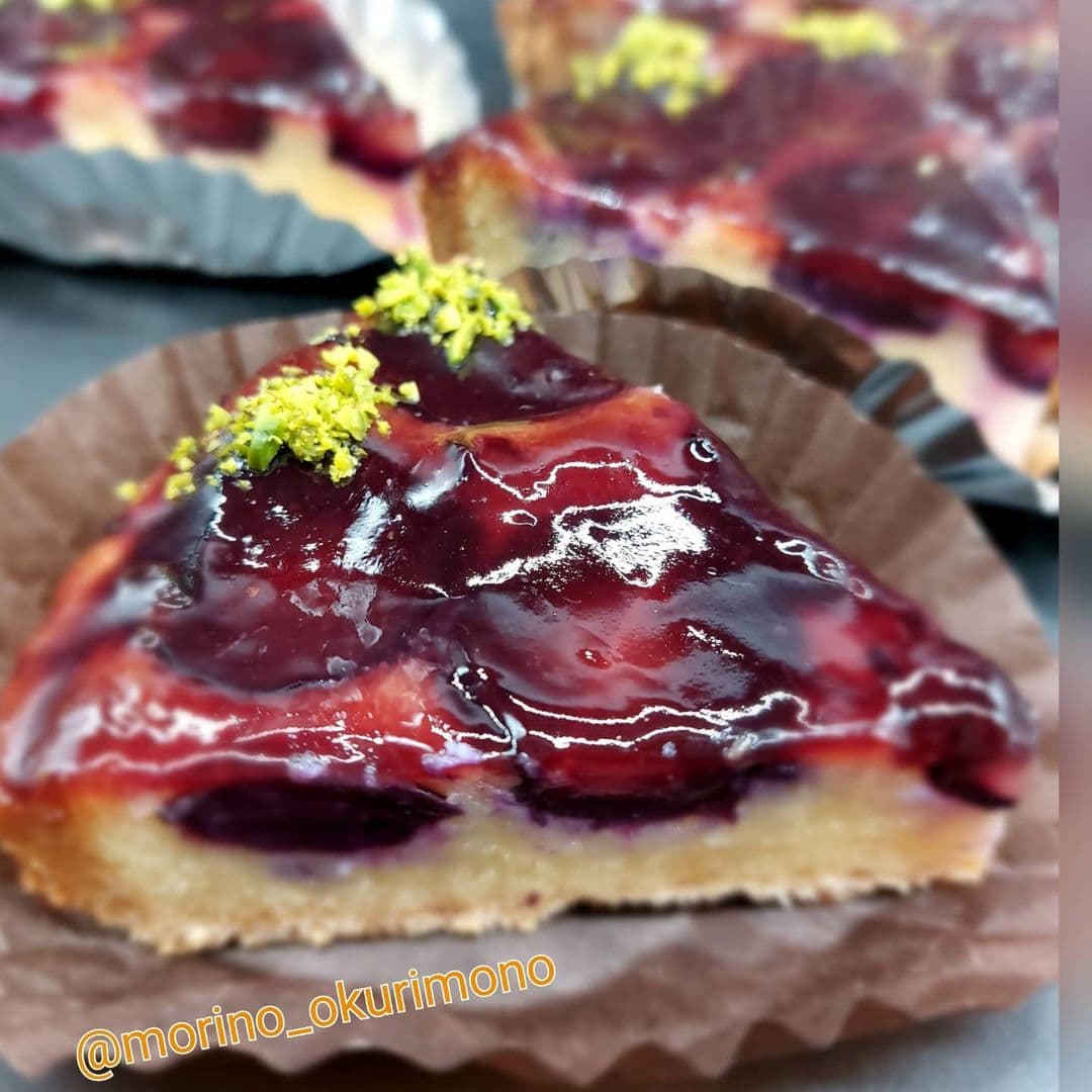 いつもありがとうございます🎂
季節の商品のご紹介です🍇
🍇『ぶどうのタルト』🍇
ぶどうの種類が変わります✨
本日はナガノパープルを使用しております🍇
この時期の旬の美味しいフルーツを使ったケーキおすすめです。
写真デコレ...